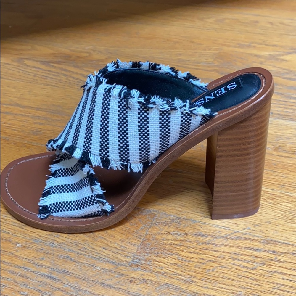 SENSO Willa Striped Slide on Sandals